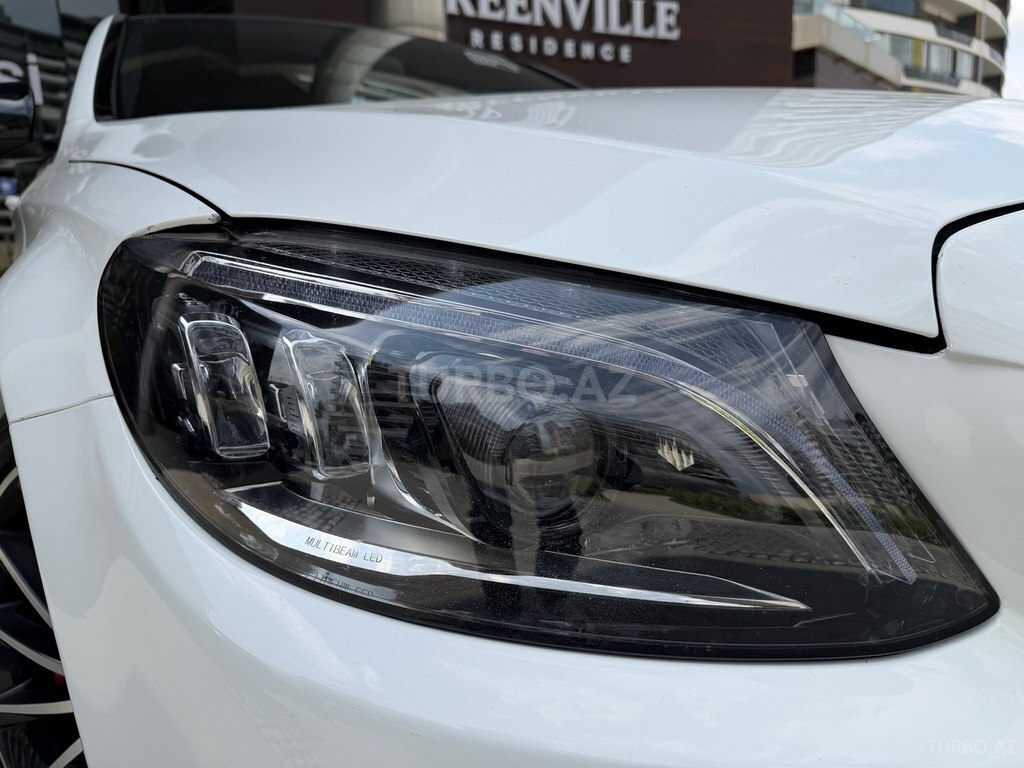Mercedes C 300 4MATIC