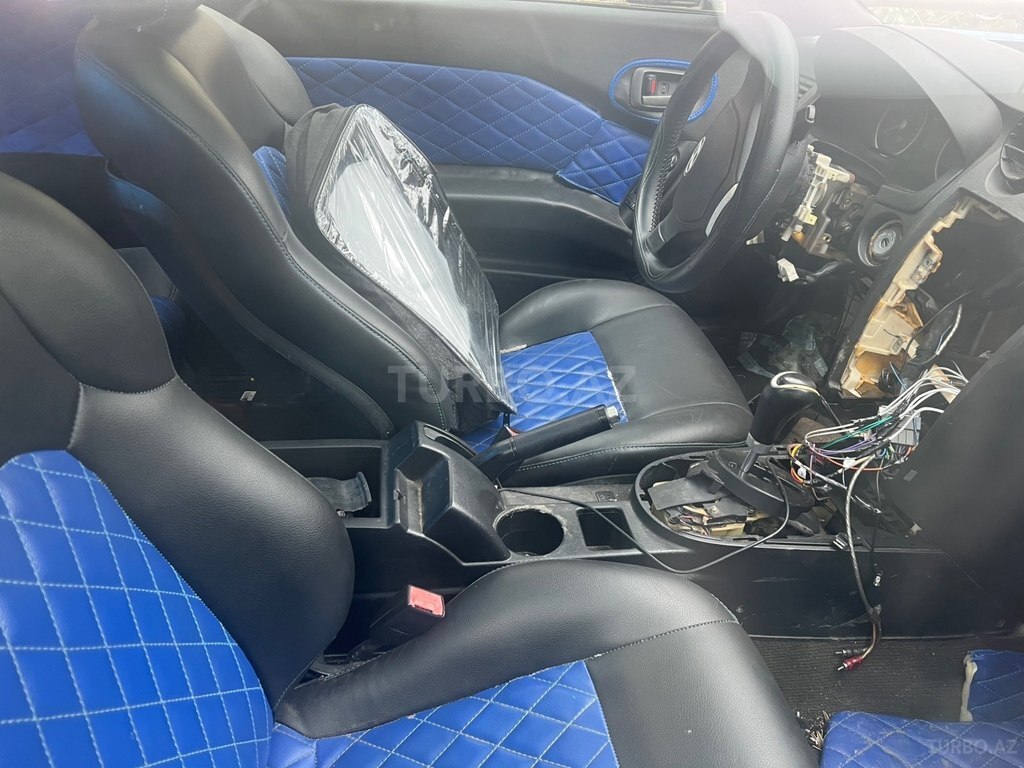 Hyundai Tiburon