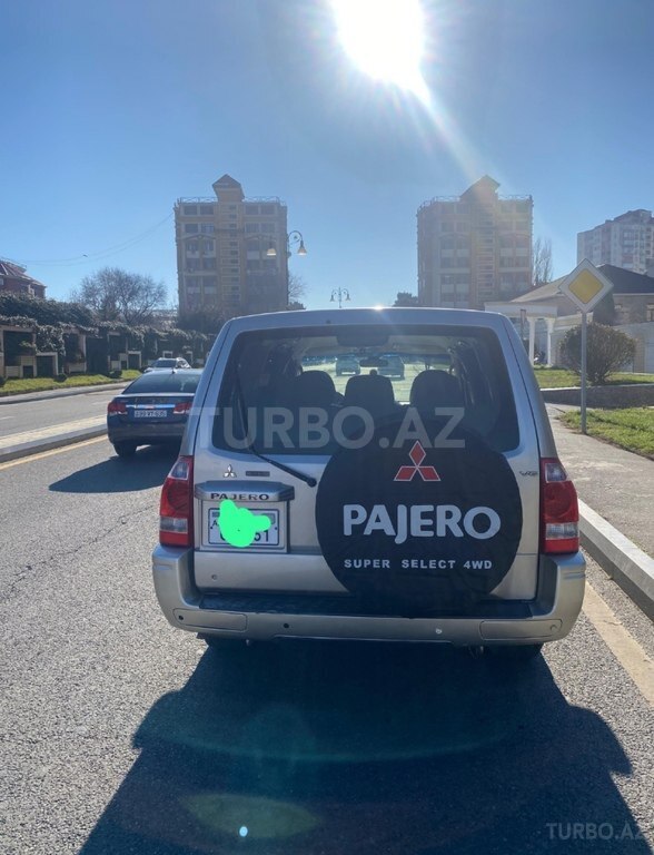 Mitsubishi Pajero