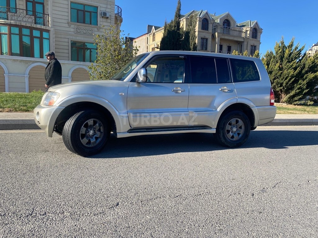 Mitsubishi Pajero