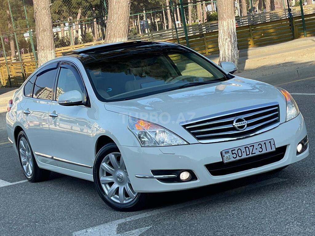 Nissan Teana