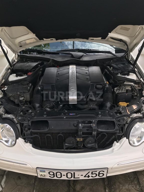 Mercedes C 240