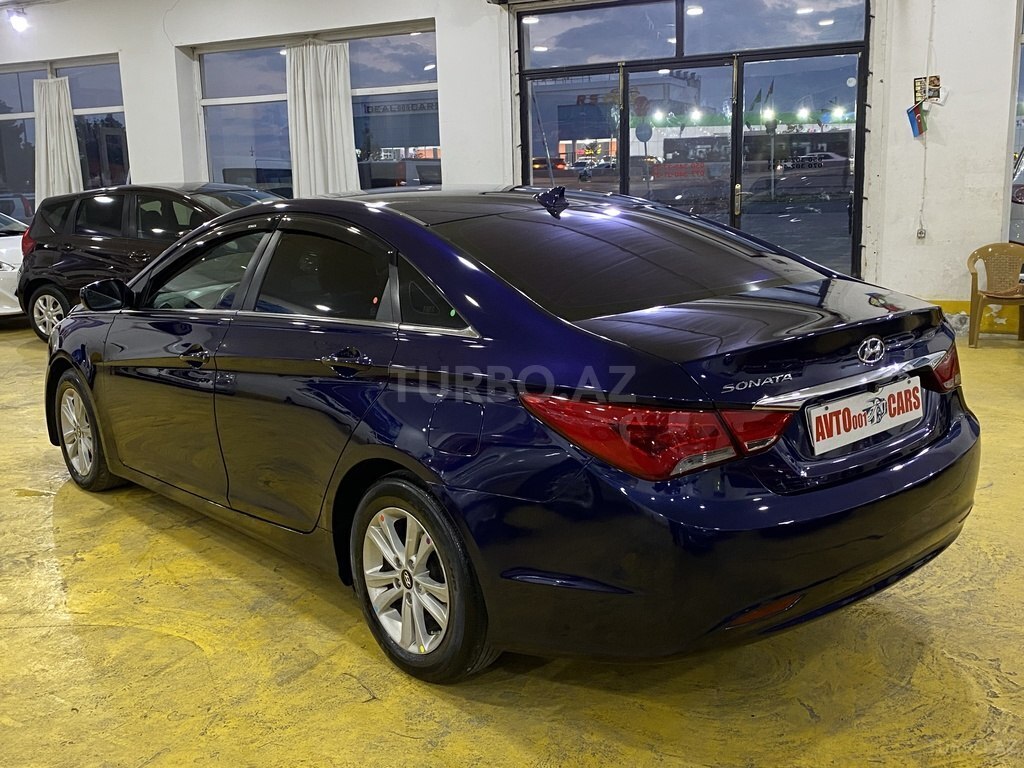 Hyundai Sonata