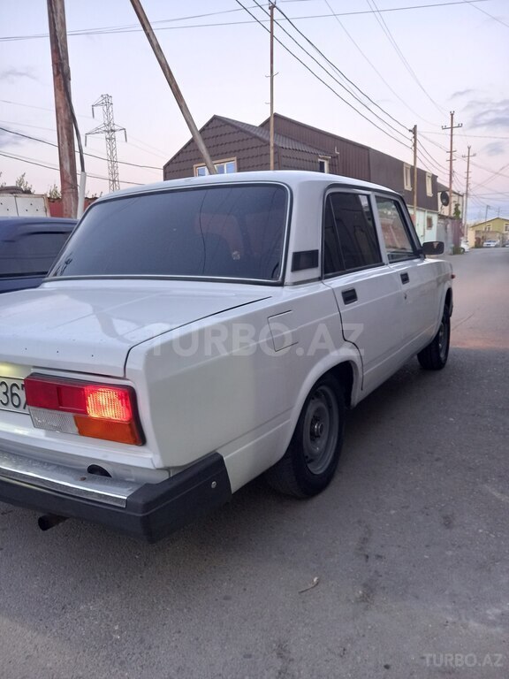 LADA (VAZ) 2107