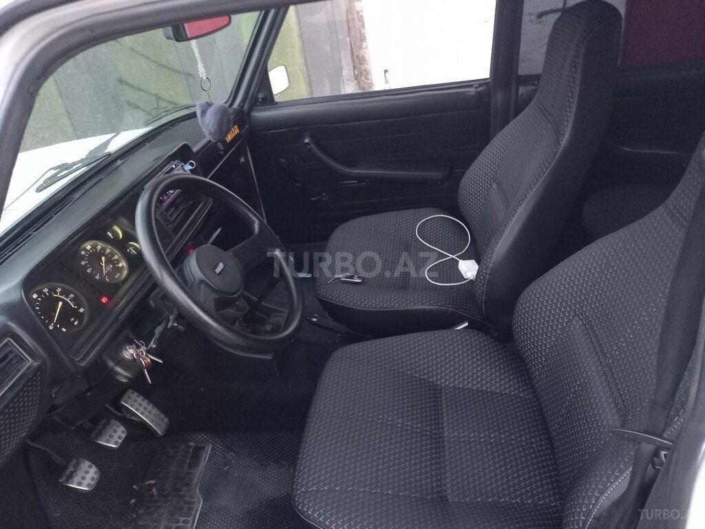 LADA (VAZ) 2107