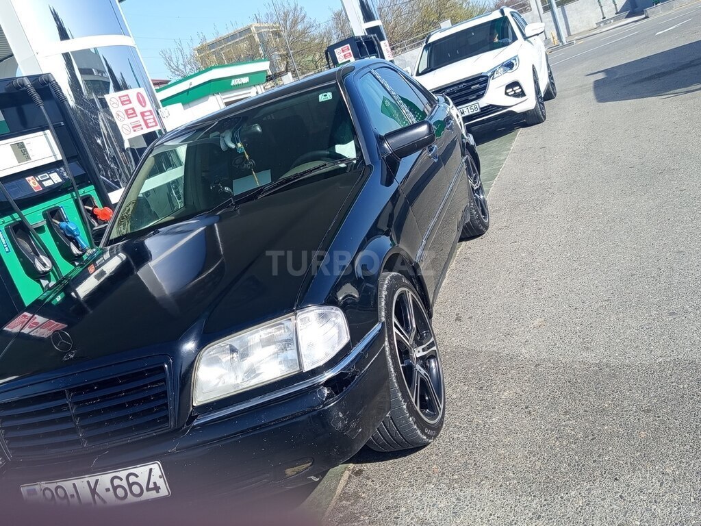 Mercedes C 280