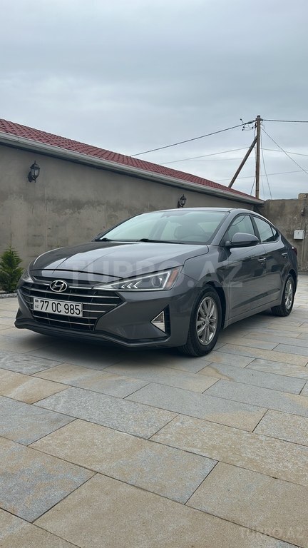 Hyundai Elantra