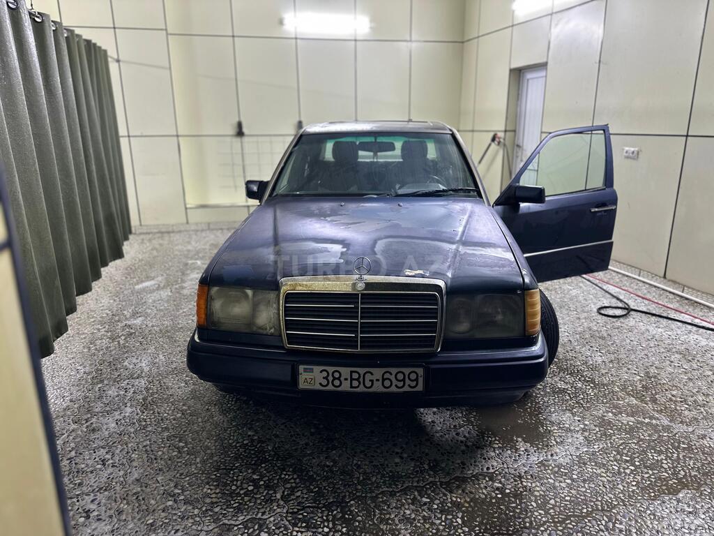 Mercedes 250 D
