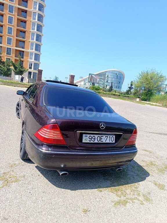 Mercedes S 500