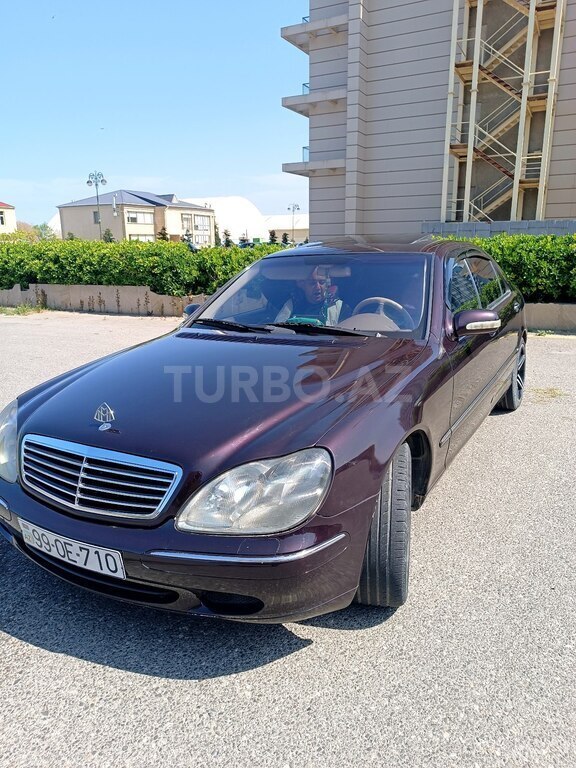 Mercedes S 500