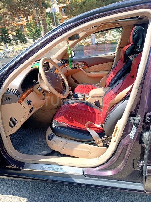 Mercedes S 500