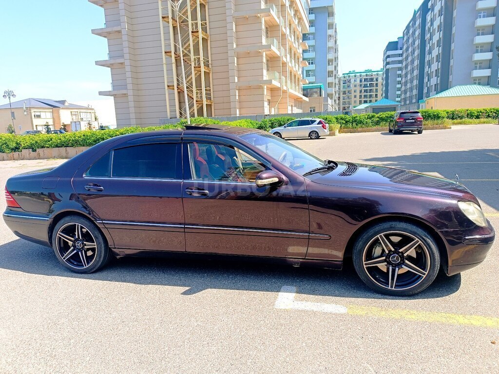 Mercedes S 500