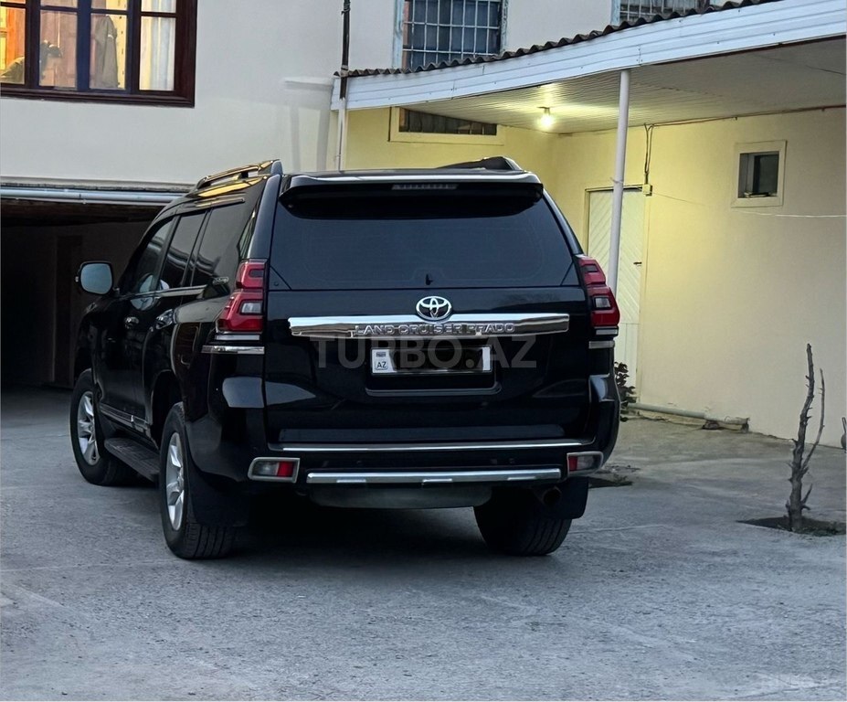 Toyota Land Cruiser Prado