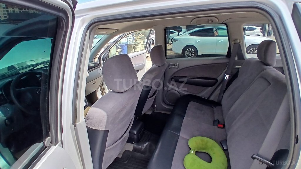 Mitsubishi Airtrek