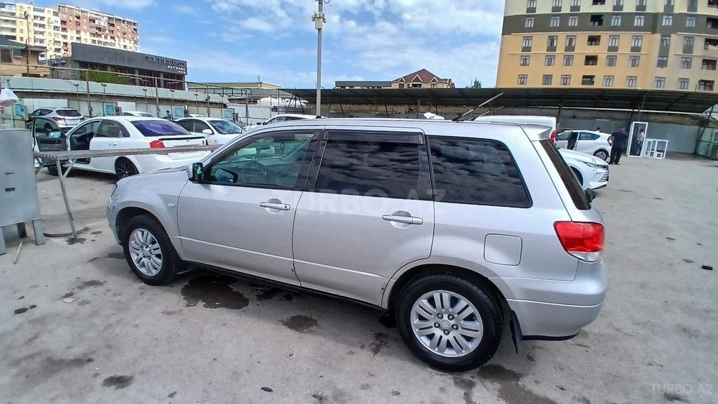 Mitsubishi Airtrek