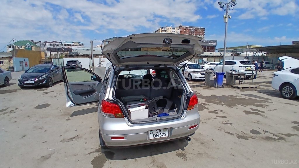 Mitsubishi Airtrek