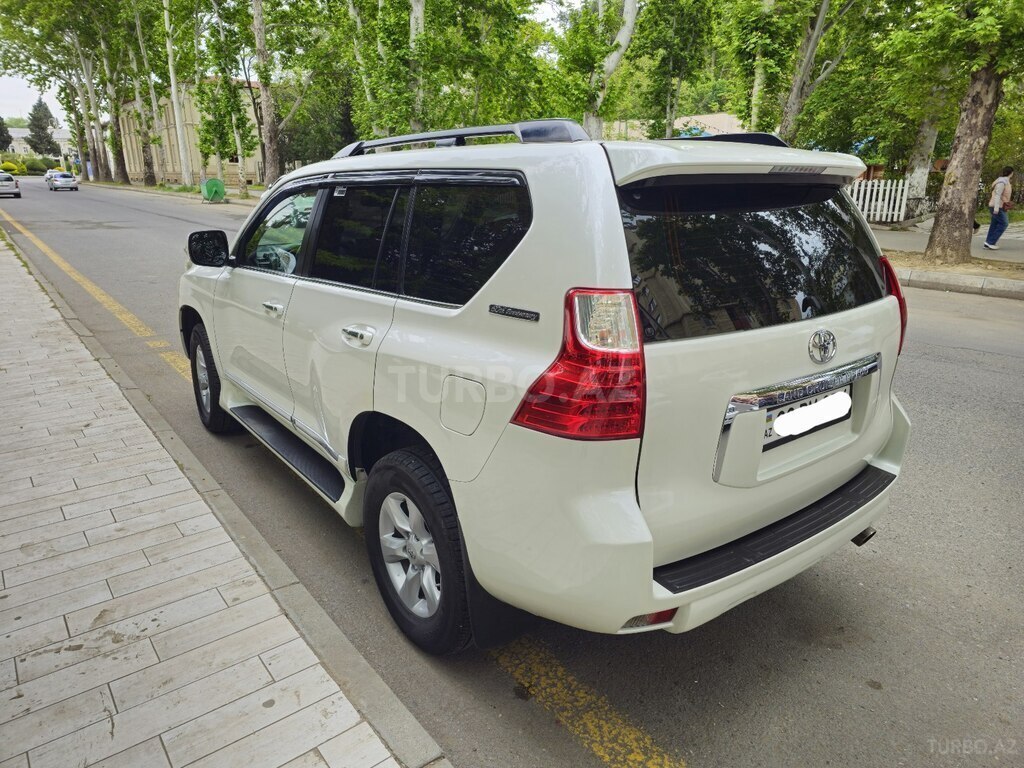 Toyota Land Cruiser Prado