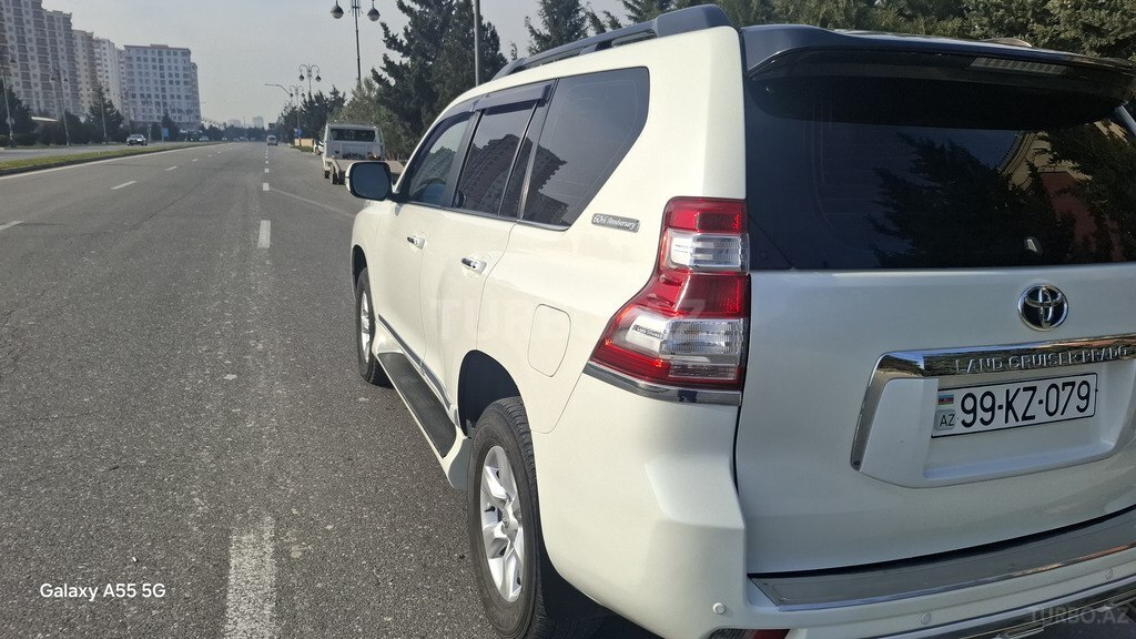 Toyota Land Cruiser Prado