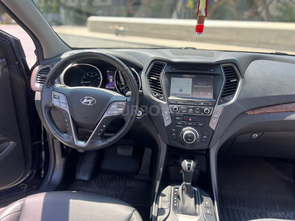 Hyundai Santa Fe