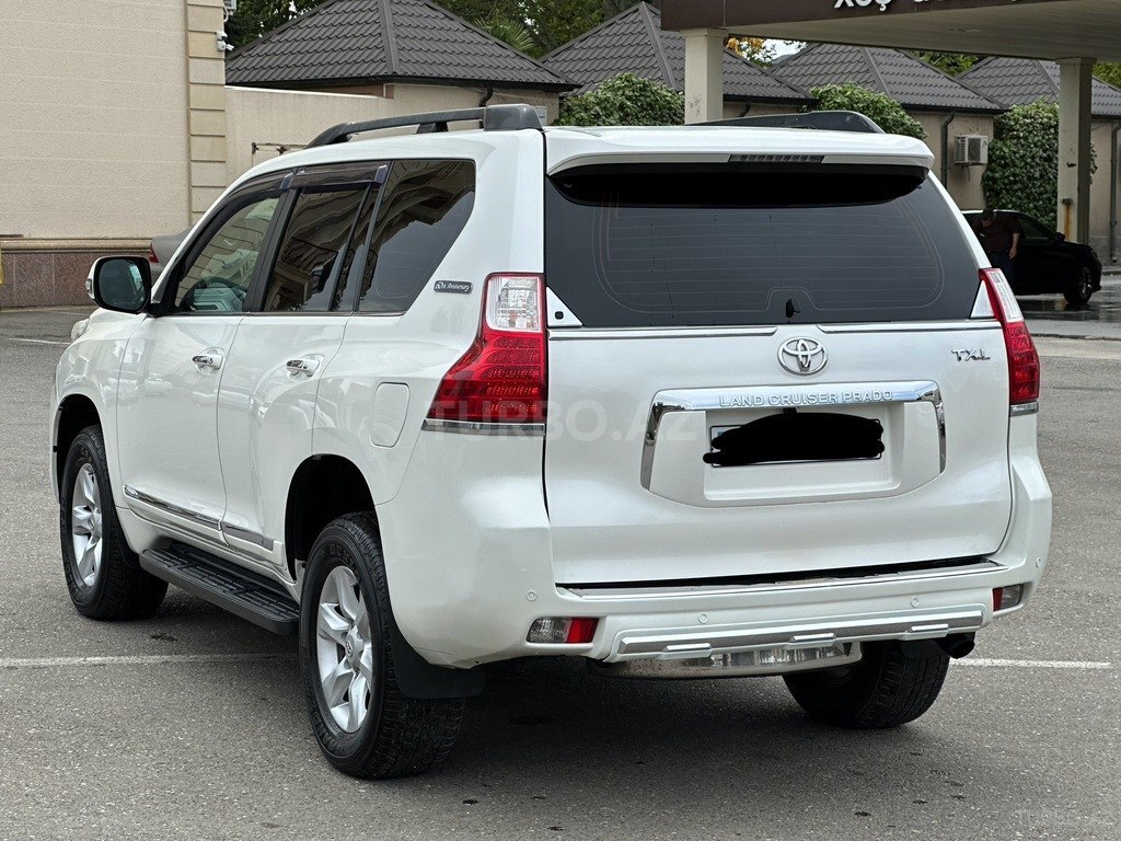 Toyota Land Cruiser Prado