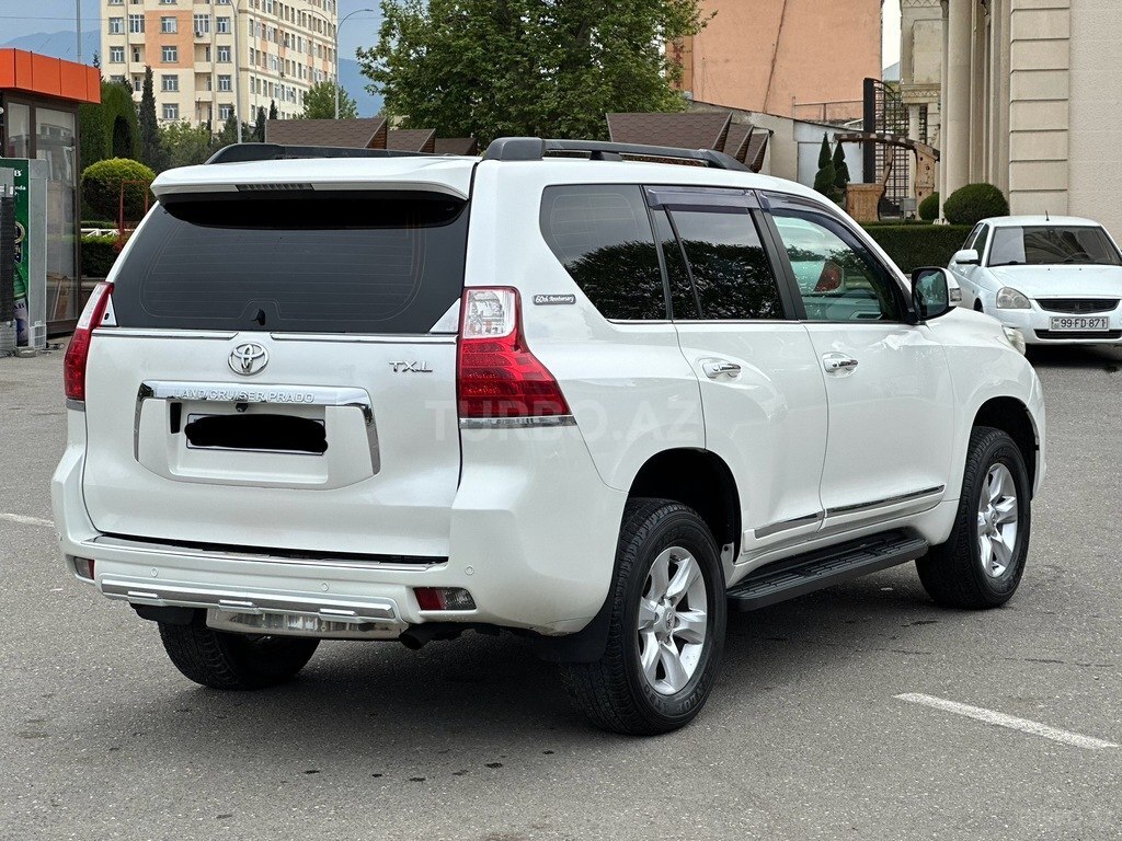 Toyota Land Cruiser Prado