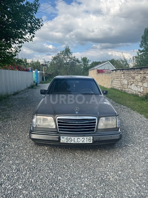 Mercedes 200 D