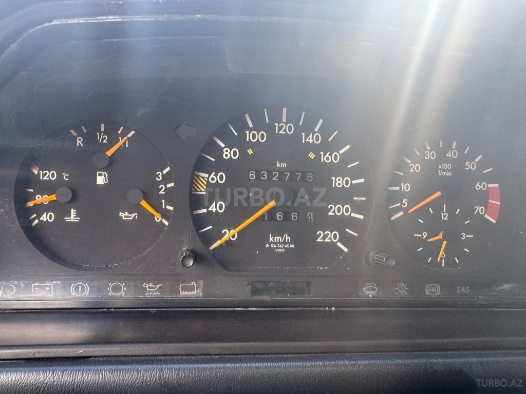 Mercedes 200 D