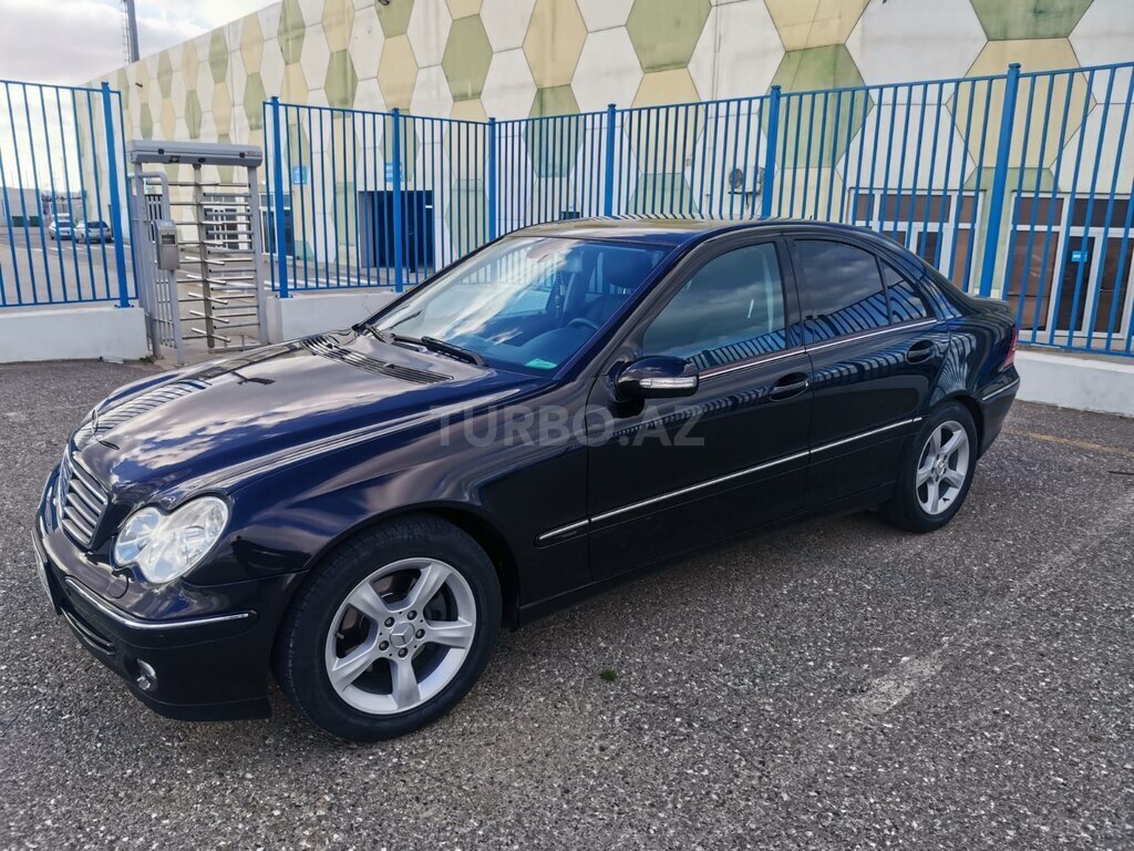 Mercedes C 230