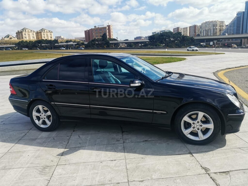Mercedes C 230