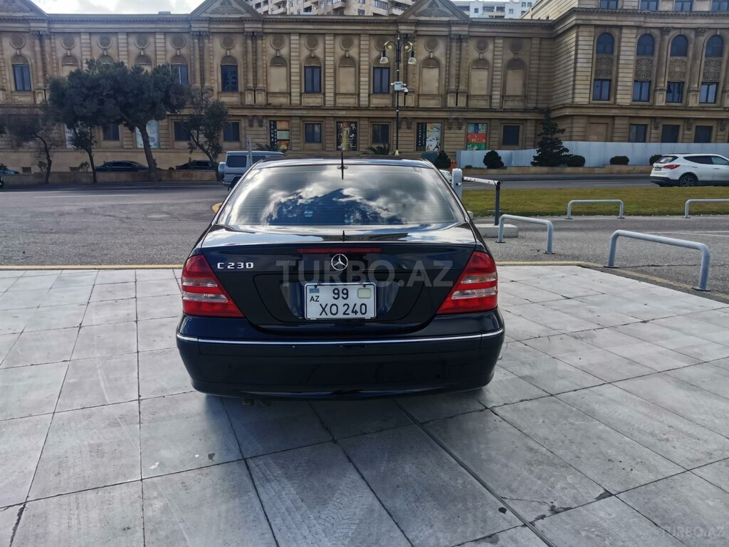 Mercedes C 230