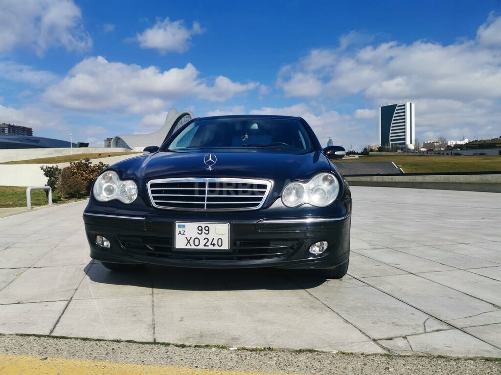 Mercedes C 230