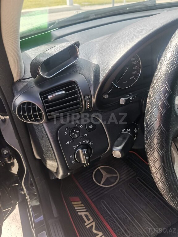 Mercedes C 230