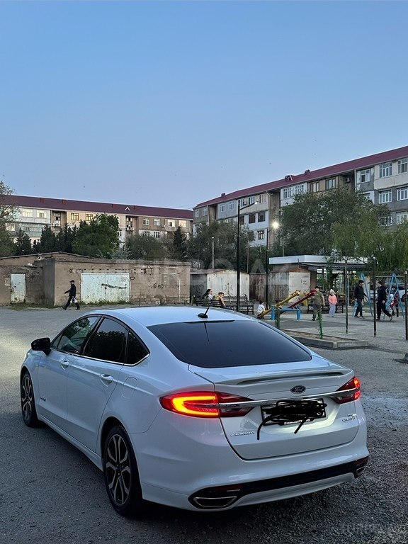 Ford Fusion (North America)