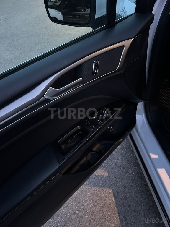 Ford Fusion (North America)