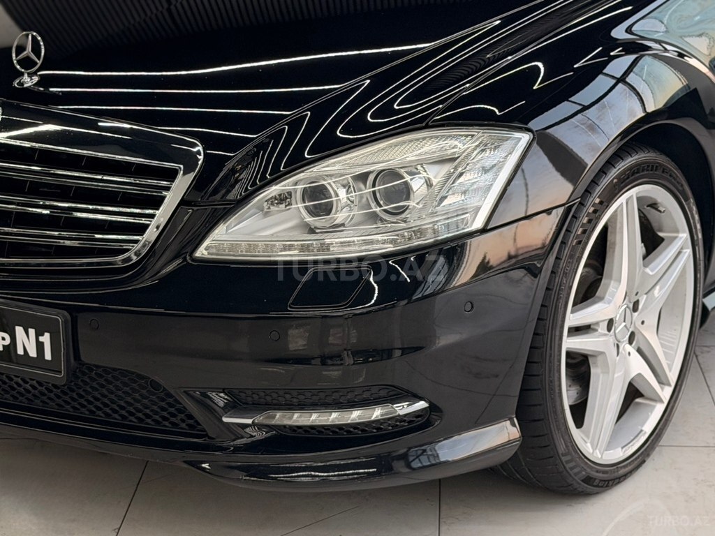 Mercedes S 500 4MATIC