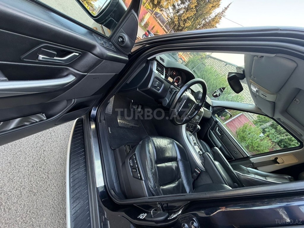 Land Rover RR Sport