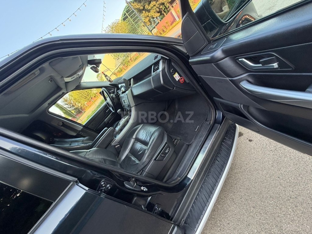 Land Rover RR Sport