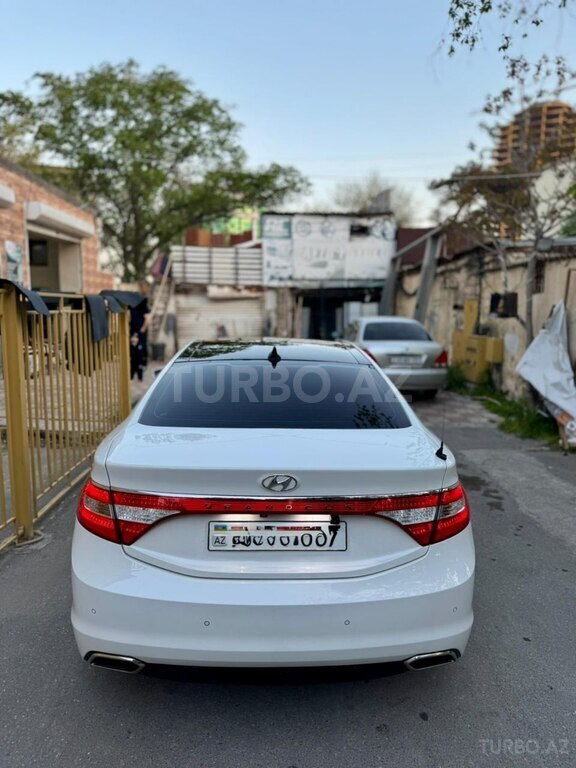 Hyundai Grandeur