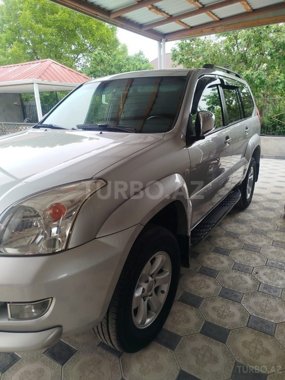 Toyota Land Cruiser Prado