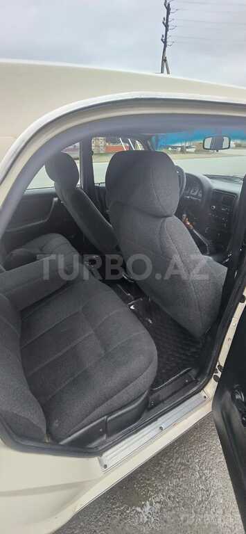GAZ 24 "Volga"