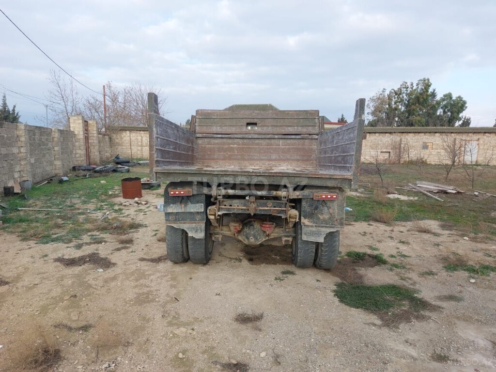 ZIL MMZ 45023
