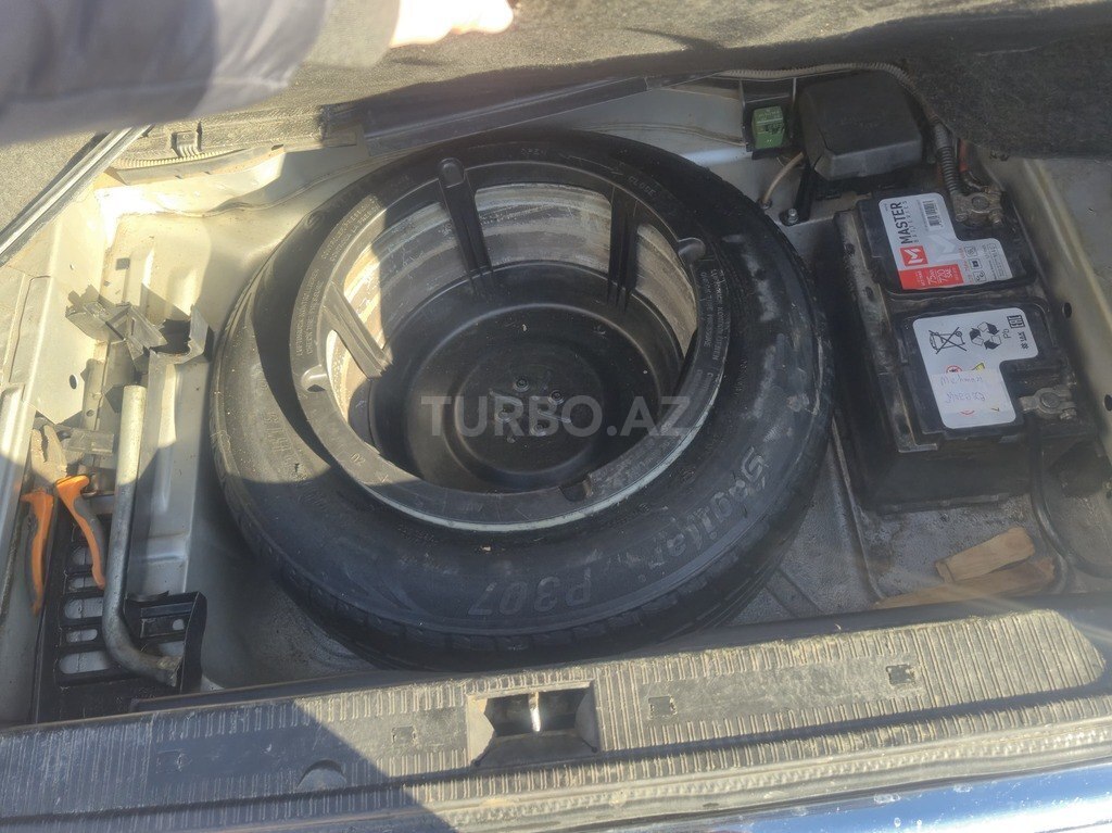 Mercedes C 180