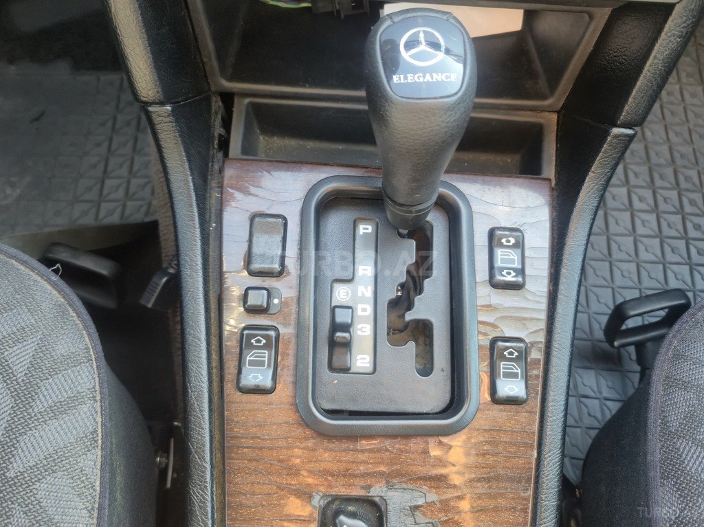 Mercedes C 180