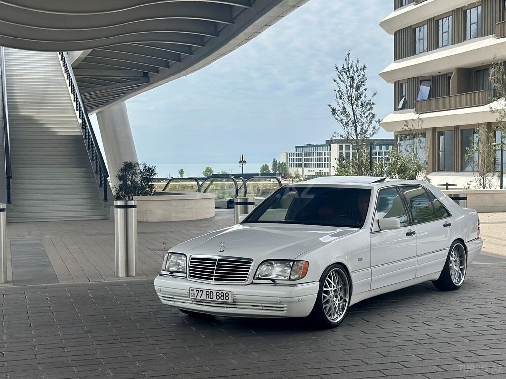 Mercedes S 500