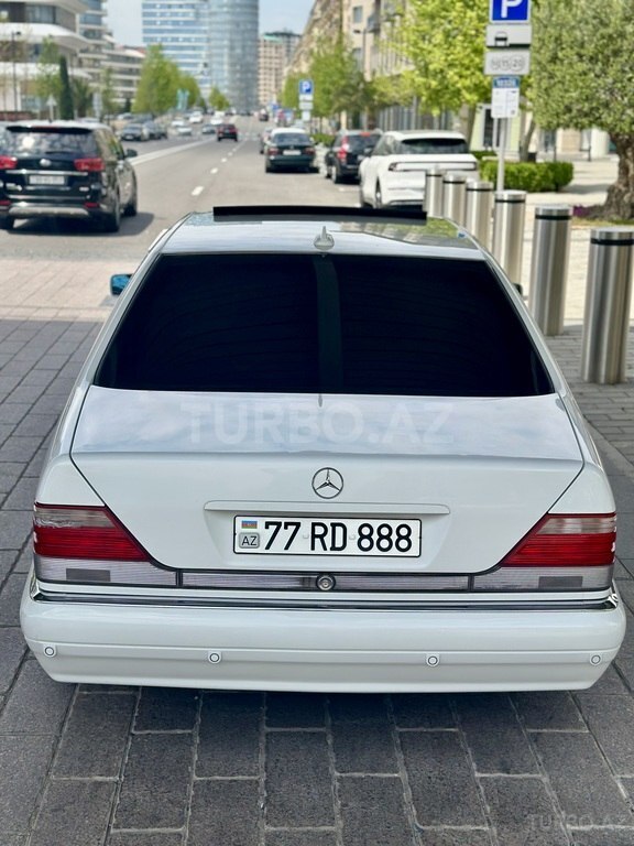 Mercedes S 500