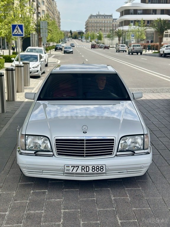 Mercedes S 500