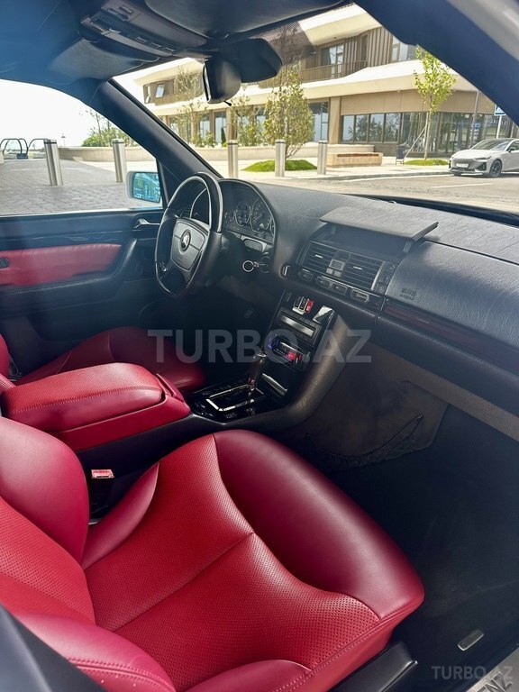 Mercedes S 500