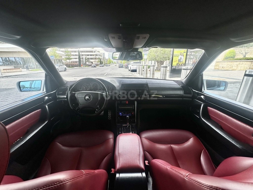 Mercedes S 500