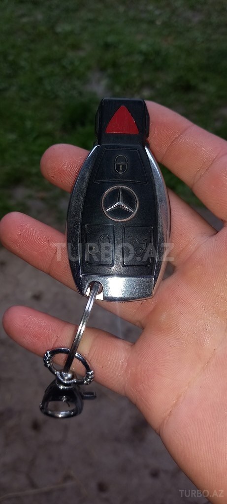 Mercedes C 230