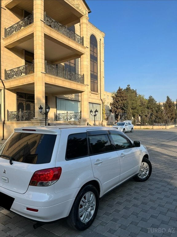 Mitsubishi Airtrek